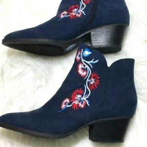 Carlos Santana Ankle Boots 6.5M